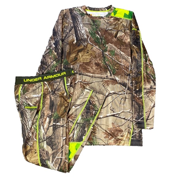 Under Armour Other - Under Armour Realtree ColdGear Base Layer Set Mens L Scent Control Camo Hunting